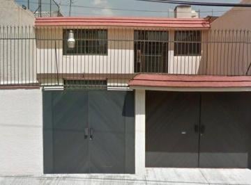 Casa de 3 habitaciones, Coyoacán · Venta de Casa en Coyoacan Ciudad de Mexico Campestre Churubusco Cerro Gordo