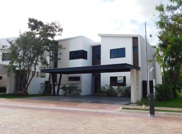 Casa en condominio de 4 habitaciones, Benito Juárez · Casa en Renta Sin Amueblar en Lagos del Sol Residencial, Cancún Q. Roo