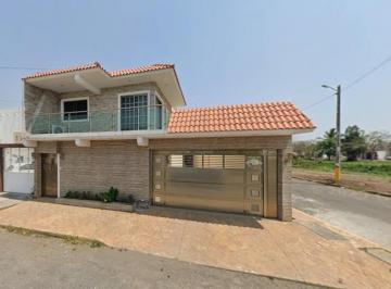 Casa de 4 habitaciones, Boca del Río · Casa en Venta en Boca del Rio Veracruz