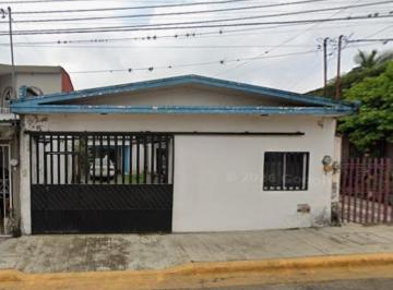 Casa de 3 habitaciones, Fortín · Casa en Venta en Fracc. Jardin Cordoba Veracruz
