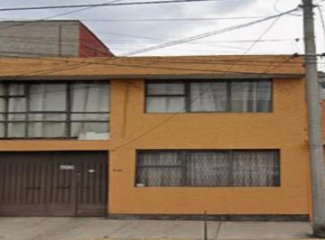 Casa de 3 habitaciones, Iztapalapa · Venta de Casa en Cdmx Iztapalapa Col. Escuadrón 201, Teniente Fausto Vega Santander