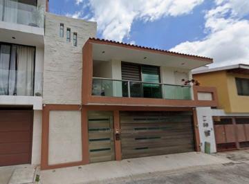 Casa en condominio de 4 habitaciones, Xalapa · Casa en Venta, Como Inversion Hipotecaria en Xalapa Veracriz.