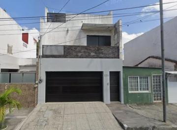 Casa de 4 habitaciones, Veracruz · Casa en Venta en Ricardo Flores Magon Veracruz