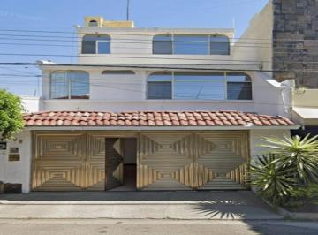 Casa de 4 habitaciones, Guadalajara · Venta de Casa en Guadalajara Jalisco Benito Juarez Escudo