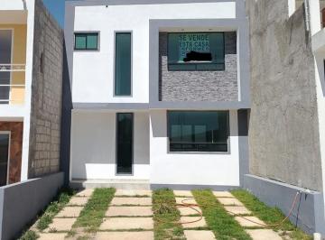 Casa de 4 habitaciones, Mineral de la Reforma · Casa en Venta en Pachuquilla con Roof Garden