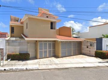 Casa de 4 habitaciones, Boca del Río · Venta de Casa en Fraccionamiento Costa de Oro en Veracruz