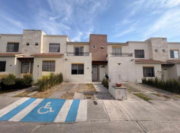 Casa en condominio de 3 habitaciones, Querétaro · Extraordinaria Casa en Venta en Misión del Mayorazgo, Ciudad del Sol con Ampliación y Remodelada