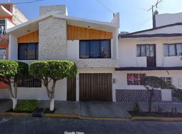 Casa de 4 habitaciones, Nezahualcóyotl · Casa en Venta en Abelardo L. Rodriguez, Cd. Nezahualcoyotl, Edo Mex.