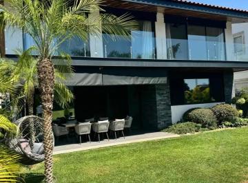 Casa en condominio de 5 habitaciones, Emiliano Zapata · Espectacular Casa en Paraíso