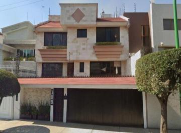 Casa de 6 habitaciones, Coyoacán · Venta de Casa en Coyoacan Ciudad de Mexico Paseos de Taxqueña Paseo del Rio