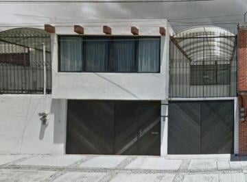 Casa de 4 habitaciones, Puebla · Venta de Casa en Heroica Puebla de Zaragoza Jardines de San Manuel Rio Chonchos