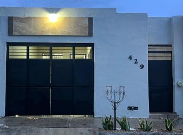 Casa de 2 habitaciones, Villa de Alvarez · Casa de Oportunidad en Venta en Villa Izcalli 2 Recámaras E1 Baño en Villa de Álvarez Colima