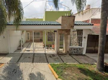 Casa de 3 habitaciones, Guadalajara · Venta de Casa Calle La Merced Numero 698 Colonia Chapalita Guadalajara Jalisco