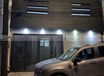 Casa · 170m² · 3 Recámaras · 1 Estacionamiento · Casa en Venta en Monterrey