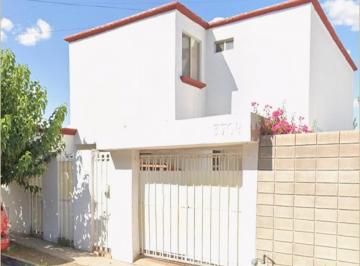 Casa de 4 habitaciones, Chihuahua · Venta de Casa en Chihuahua, Privada de Jose Maria Mata 3704 Col Las Granjas