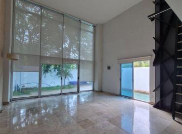 Departamento · 366m² · 3 Recámaras · 2 Estacionamientos · Departamento en Renta de 366 m² de Dos Pisos, Sobre Av Juan Palomar y Arias