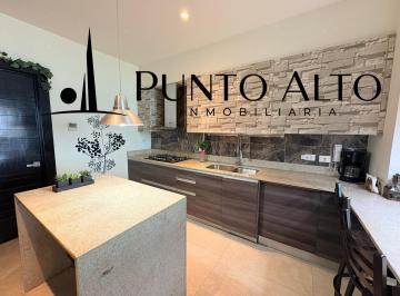 Departamento · 192m² · 3 Recámaras · 2 Estacionamientos · Departamento en Venta Torre Faja de Oro