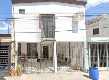 Casa de 3 habitaciones, San Nicolás de los Garza · Venta de Casa en San Nicolas de Los Garza, Rio San Fernado 1311.
