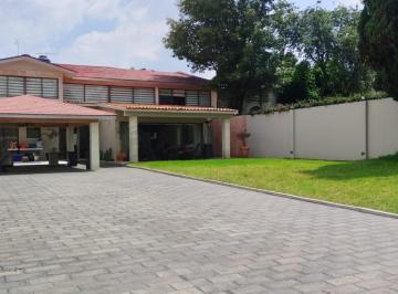 Casa · 550m² · 4 Recámaras · 12 Estacionamientos · Casa - San Jerónimo Lídice