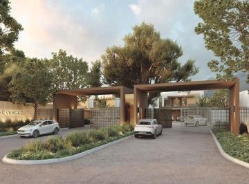 Casa · 210m² · 3 Recámaras · 2 Estacionamientos · Casa - Venta