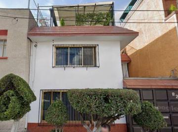 Casa de 3 habitaciones, Iztapalapa · Venta de Casa en Constitución de 1917, Iztapalapa, Ciudad de México
