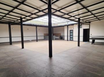 Local comercial · 320m² · 5 Estacionamientos · Salon de Eventos en Venta Atras de Plaza La Huerta Morelia