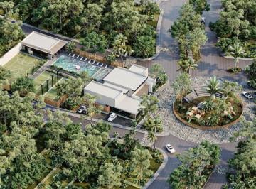 Terreno / Lote · 205m² · 2 Estacionamientos · Terreno en Venta en Av Huayacán en Cancún