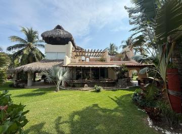 Casa en condominio · 650m² · 5 Recámaras · 5 Estacionamientos · Increible Casa en Son Vida