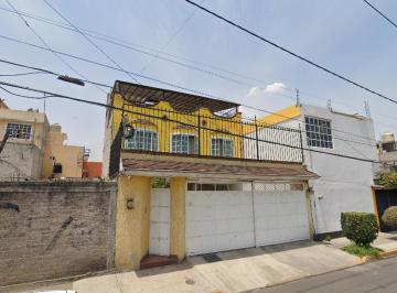 Casa de 3 habitaciones, Ecatepec de Morelos · Casa en Venta San Cristobal Centro