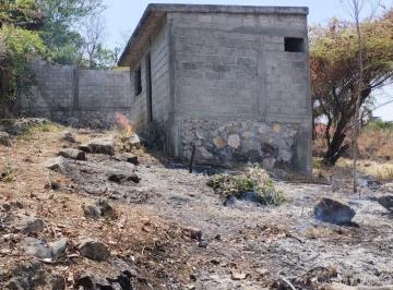Terreno / Lote de 1 habitación, Jiutepec · Terreno en Jiutepec Barato con Cuarto de Construcción