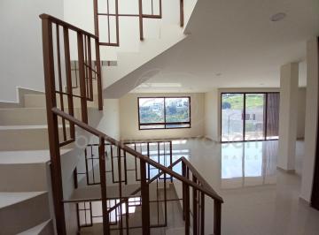 Casa · 274m² · 3 Recámaras · 2 Estacionamientos · A Estrenar Casa en Calacoaya, Atizapán