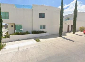 Casa de 3 habitaciones, San Luis Potosí · Casa en Venta en Calle Zeus Villa Magna San Luis Potosi