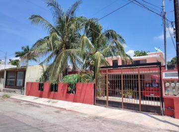 Casa · 530m² · 7 Recámaras · 5 Estacionamientos · Oportunidad Casa en Venta Merida Jesus Carranza (Fvc - 2675)