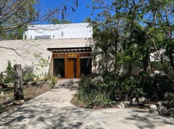Casa · 225m² · 3 Recámaras · Casa - Solidaridad