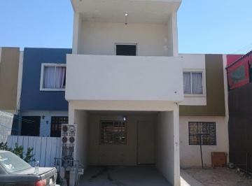 Casa · 65m² · 3 Recámaras · 1 Estacionamiento · Casa en Valle de Lincoln