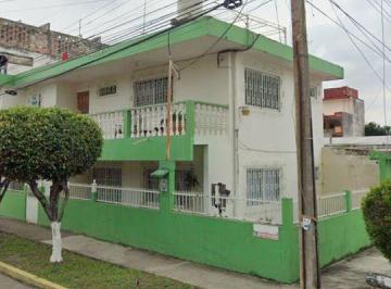 Casa de 4 habitaciones, Poza Rica de Hidalgo · Casa en Venta Zona Habitacional y Comercial