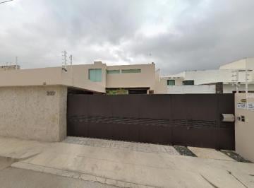 Casa de 5 habitaciones, Mérida · Venta de Casa en Mérida, Yuc.