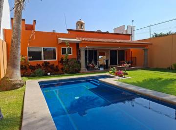 Casa de 3 habitaciones, Jiutepec · Casa en Venta un Nivel con Alberca Kloster Sumiya