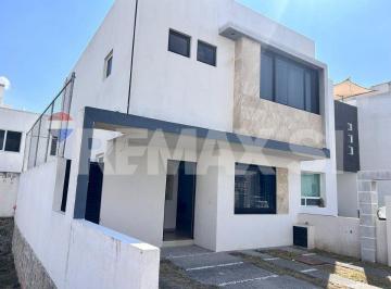 Casa de 3 habitaciones, Querétaro · Casa en Venta en Sonterra