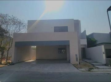 Casa de 3 habitaciones, Monterrey · Casa en Venta en Sienna Carretera Nacional en Monterrey