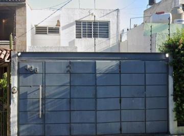 Casa de 3 habitaciones, Guadalajara · Venta de Casa en Guadalajara Jalisco Alcalde Barraquitas Av de Los Maestros