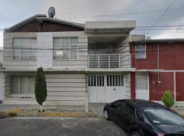 Casa de 3 habitaciones, Gustavo A. Madero · Venta de Casa en San Juan de Aragon, Av 605, Gustavo A. Madero
