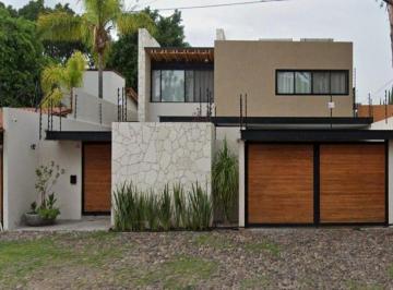 Casa de 4 habitaciones, Querétaro · Venta de Casa en Santiago de Queretaro Queretaro Robles