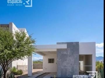 Casa · 81m² · Casa de un Piso en Zona Reliz