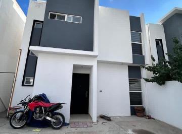 Casa de 3 habitaciones, Juárez · Casa en Venta Fracc. Porto Residencial