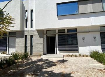 Casa de 3 habitaciones, Tlajomulco de Zúñiga · Casa en Venta en Coto La Bella. Muy Cercana a Punto Sur