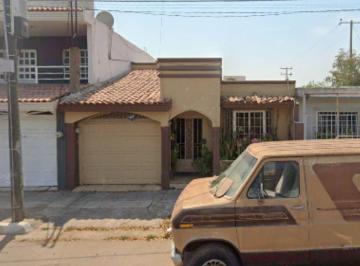 Casa de 4 habitaciones, Culiacán · Venta de Casa en Boulevard. Salvador Alvarado, Tulipanes, 80028 Culiacán Rosales, Sinaloa.