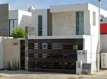 Casa de 4 habitaciones, Mérida · Casa en Venta en Av 51 728, Real Montejo, 97302 Mérida, Yuc.