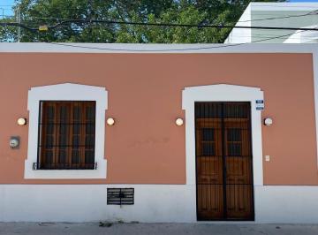 Casa · 108m² · 2 Recámaras · Casa Colonial Remodelada en Venta en El Centro de La Ciudad de Mérida Yucatán.