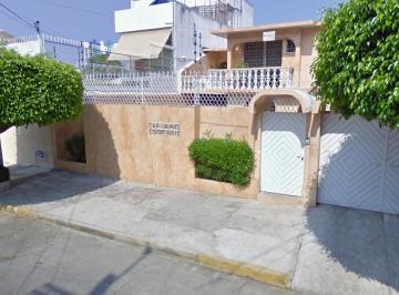 Casa de 4 habitaciones, Acapulco de Juárez · Casa en Venta Capitán Jamez Cook